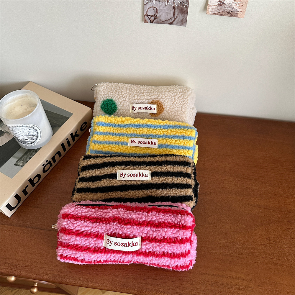 4124 Fluffy pen case, large-capacity colorful polka dot student stationery bag, makeup bag, lipstick portable storage bag full figure