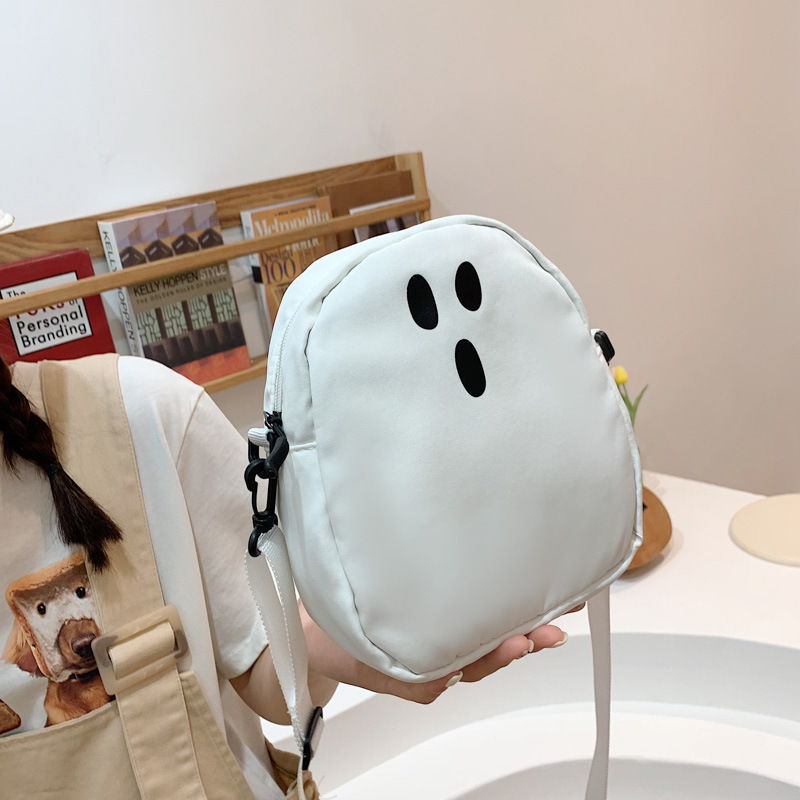 Korean Instagram-style niche cartoon ghost crossbody bag for girls, Japanese-style ugly and cute, casual and adorable student small bag Application Scenario