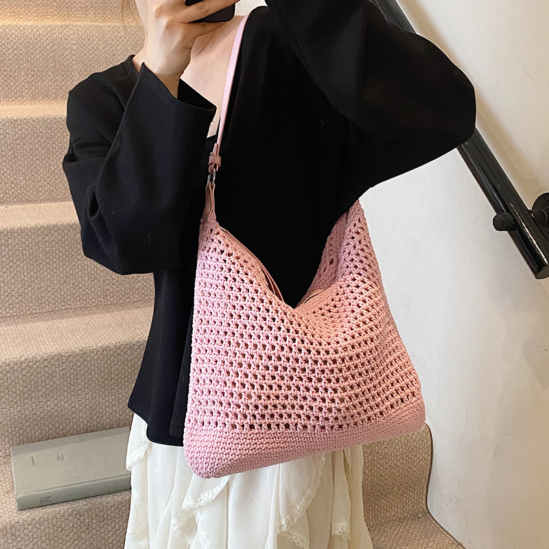 Cross-border large-capacity cotton thread woven underarm bag for women 2025 New style hollowed-out seaside vacation and beach travel single-shoulder bag details Picture