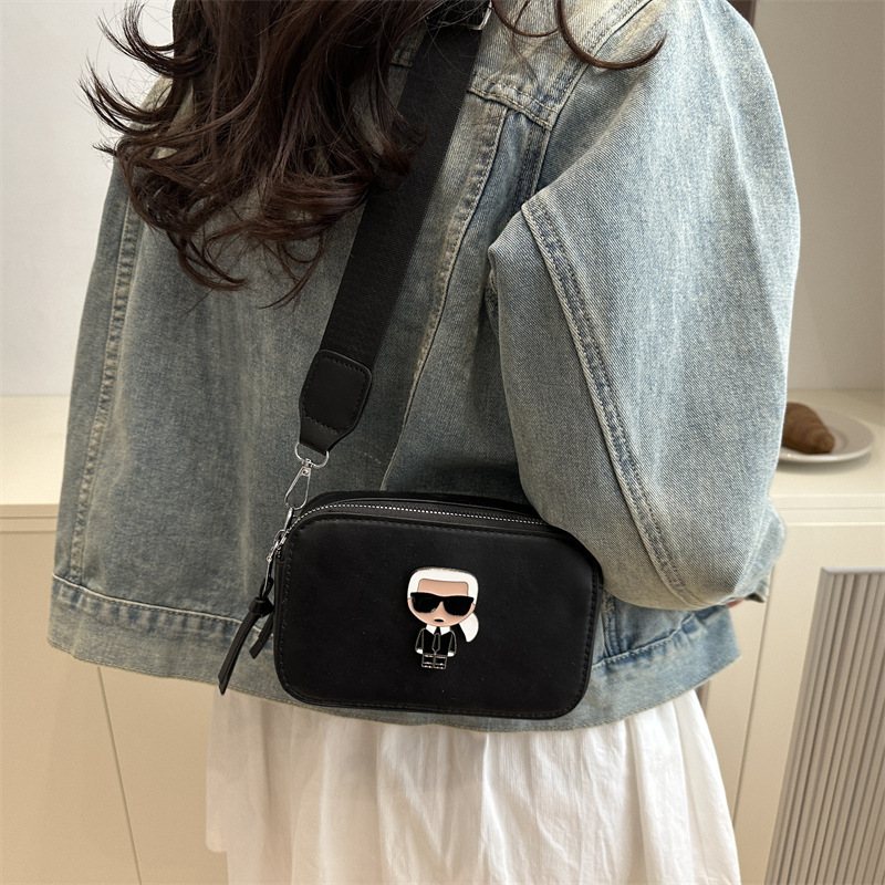 2025 New style of unique, niche, simple and casual wide shoulder strap, stylish, trendy and versatile crossbody bag for women Specification drawing