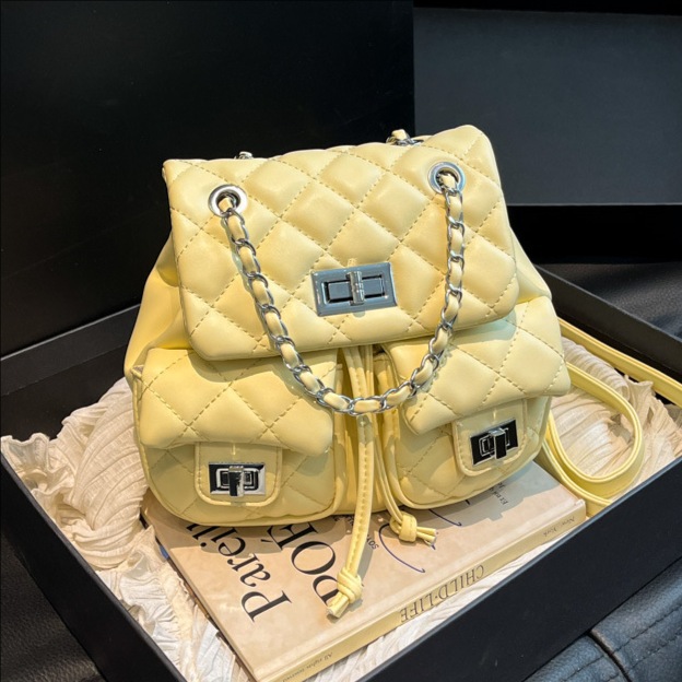 Diamond-patterned embroidered thread handbag for women, 2025 new summer mini schoolbag, casual travel backpack, versatile backpack full figure