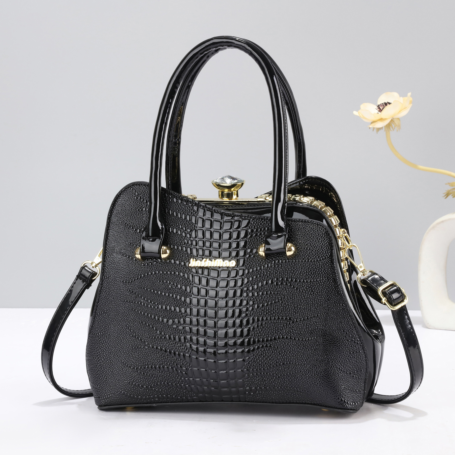 Bright leather crocodile pattern single-shoulder bag, new steel frame cross-border women's bag, trendy crossbody bag factory direct sales and consignment full figure
