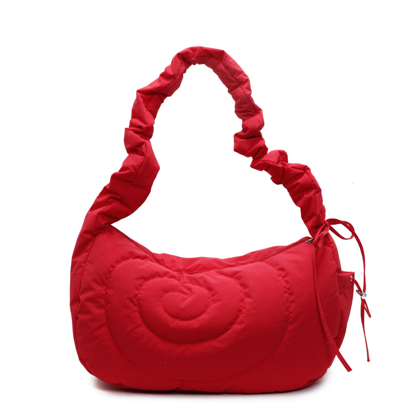 The 2025 new trendy and fashionable cloud bag, single-shoulder bag, large-capacity, elegant underarm bag, versatile and casual Japanese and Korean crossbody bag Item Picture