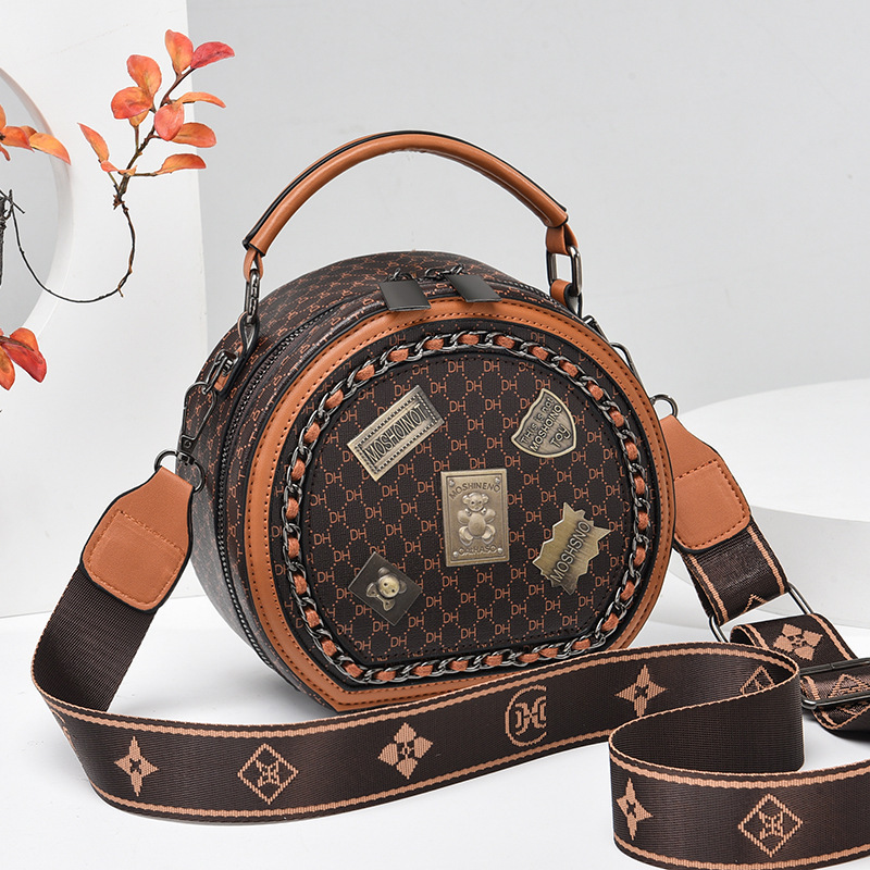 This year's trendy bag for women: 2023 New trendy badge retro print crossbody bag, ins fashionable and high-quality small round bag details Picture