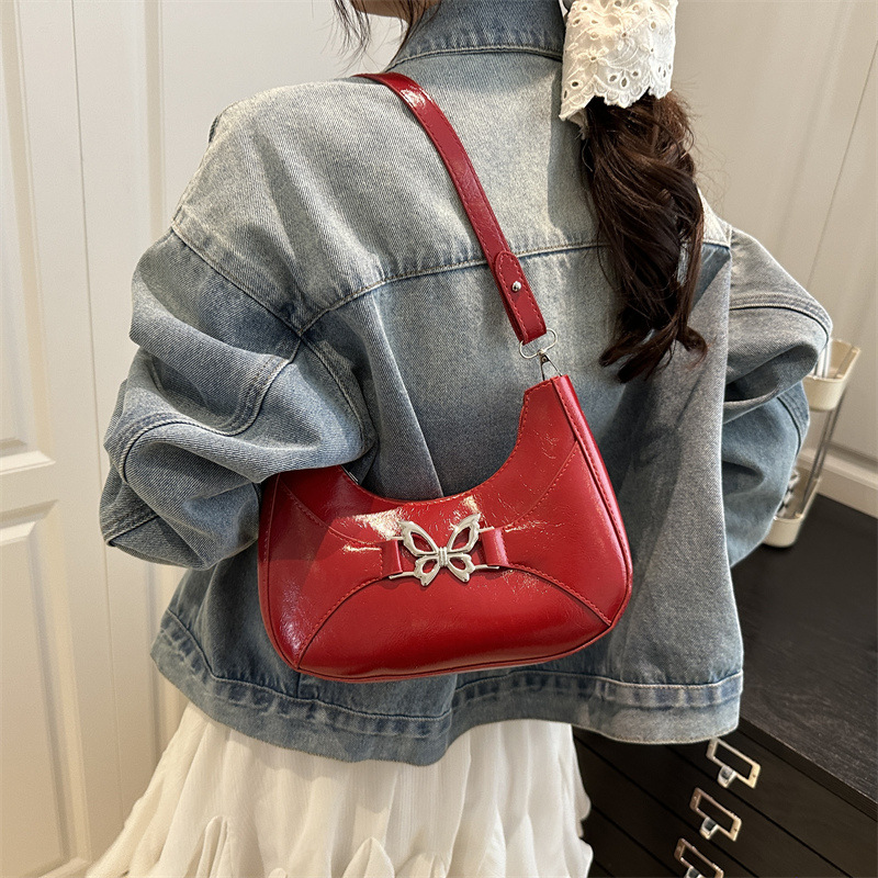 High-end butterfly crescent moon women's bag 2025 Summer new style, stylish single-shoulder bag, trendy underarm bag details Picture