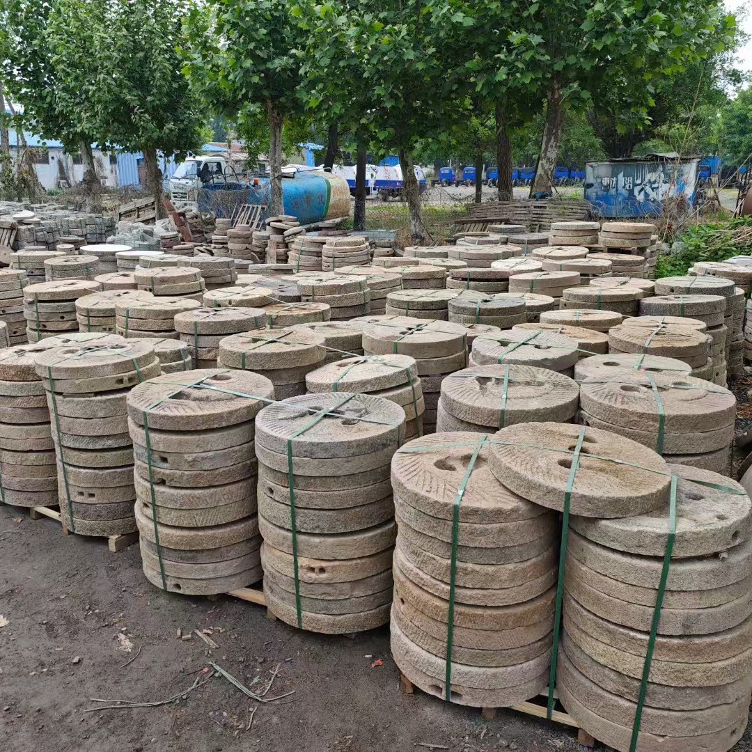 Old grinding discs, old grinding plates, scenic spots, parks, courtyards, villas, stepping stones, treads, old items, paving grinding discs, bluestone mills Specification drawing