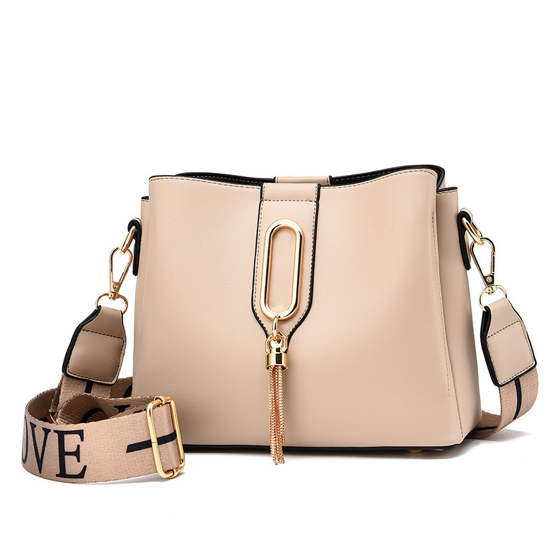 2022 New Korean fashion women's bag, single-shoulder crossbody bag, versatile, pure trendy color casual handbag Item Picture