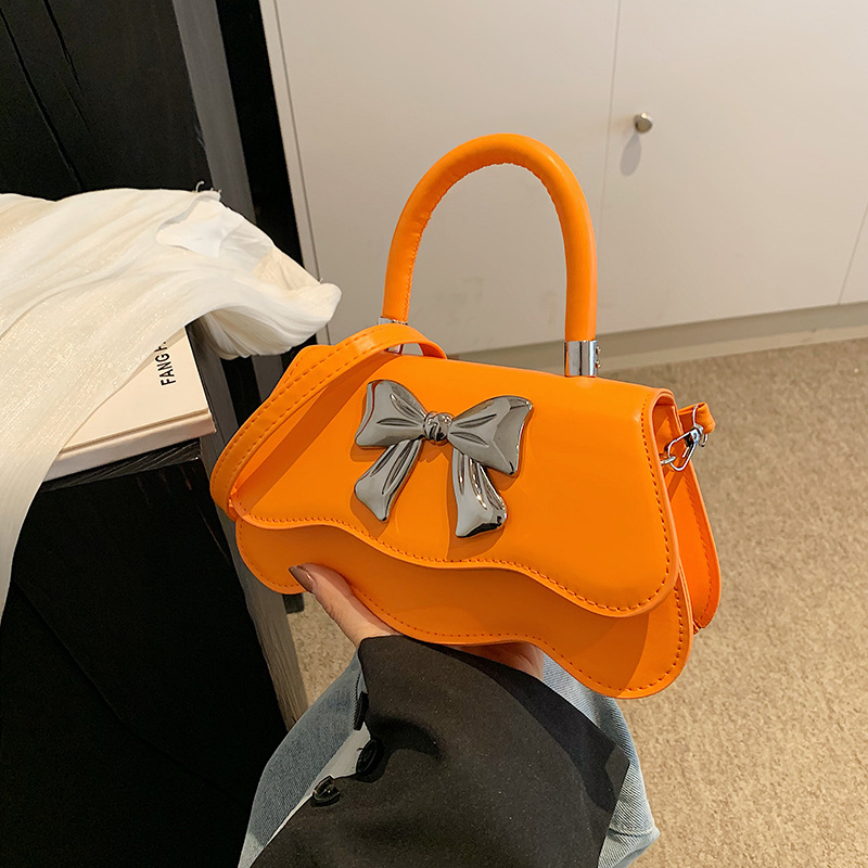 Sweet and cool bow hand-held small bag for women 2024 new spring, stylish and high-quality single-shoulder crossbody bag for women full figure