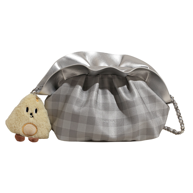 Fashionable checkered cloud bag 2025 Summer new style, high-end pleated chain bag, stylish shoulder bag, niche crossbody bag Item Picture