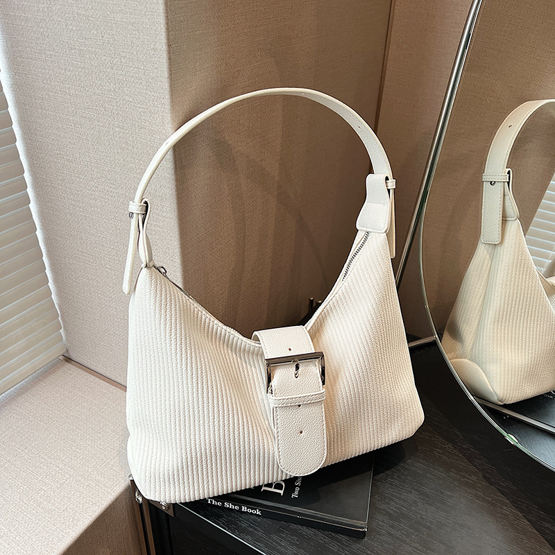 Retro and trendy underarm bag for women 2024 new style, fashionable, casual and versatile single-shoulder bag, Korean style, niche and high-end women's bag details Picture
