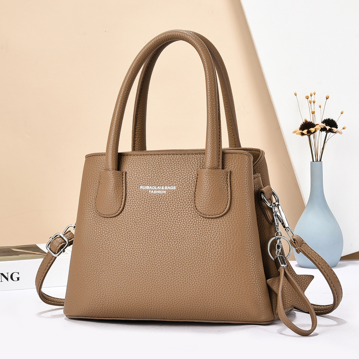 Ladies' handbag 2025 New style Women's bag, goddess-like charm, middle-aged crossbody bag trend Specification drawing