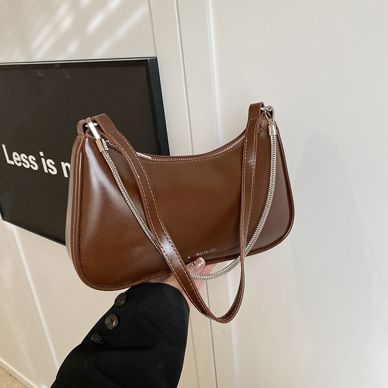 Underarm bag, women's large capacity 2025 new retro versatile casual chain single-shoulder crossbody bag, commuting dumpling bag full figure