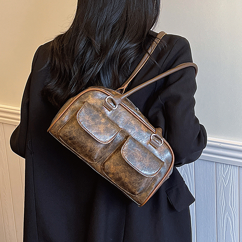 Maillard retro underarm bag for Women 2023 New trendy Korean tote bag, a niche large-capacity hand-held commuter bag Specification drawing