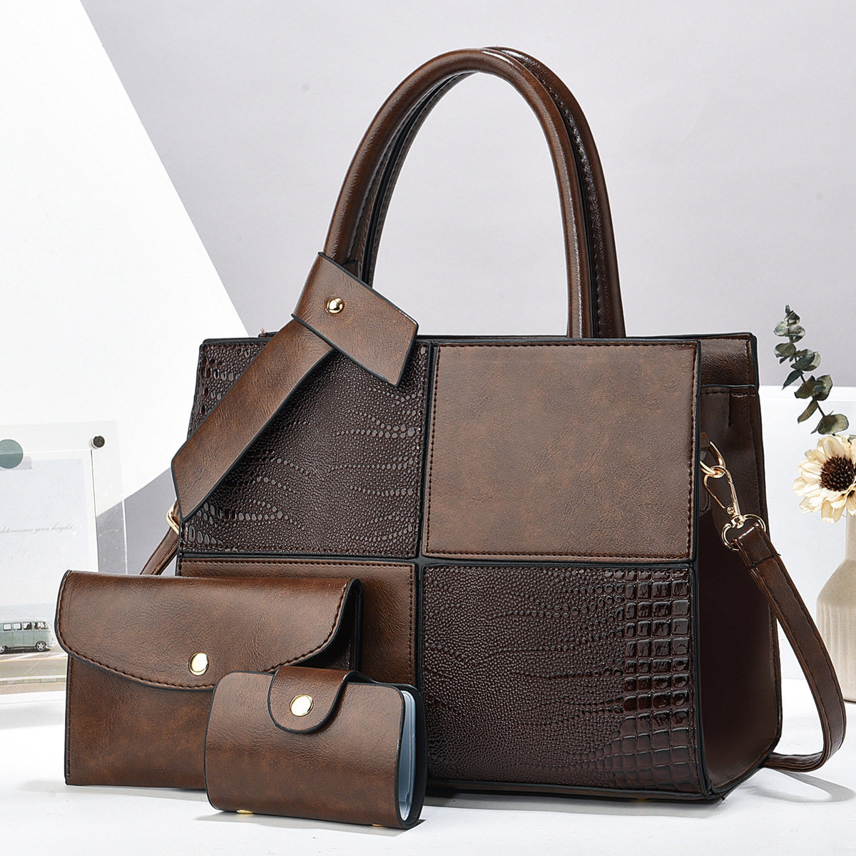 New fashionable cross-border three-piece women's bag patchwork handbag, versatile for cross-border commuting, large-capacity single-shoulder handbag details Picture