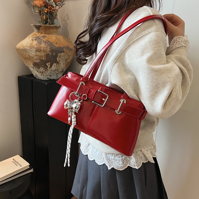 A new trendy and fashionable single-shoulder bag for women in 2025, a simple and versatile hand-held tote bag from South Korea details Picture