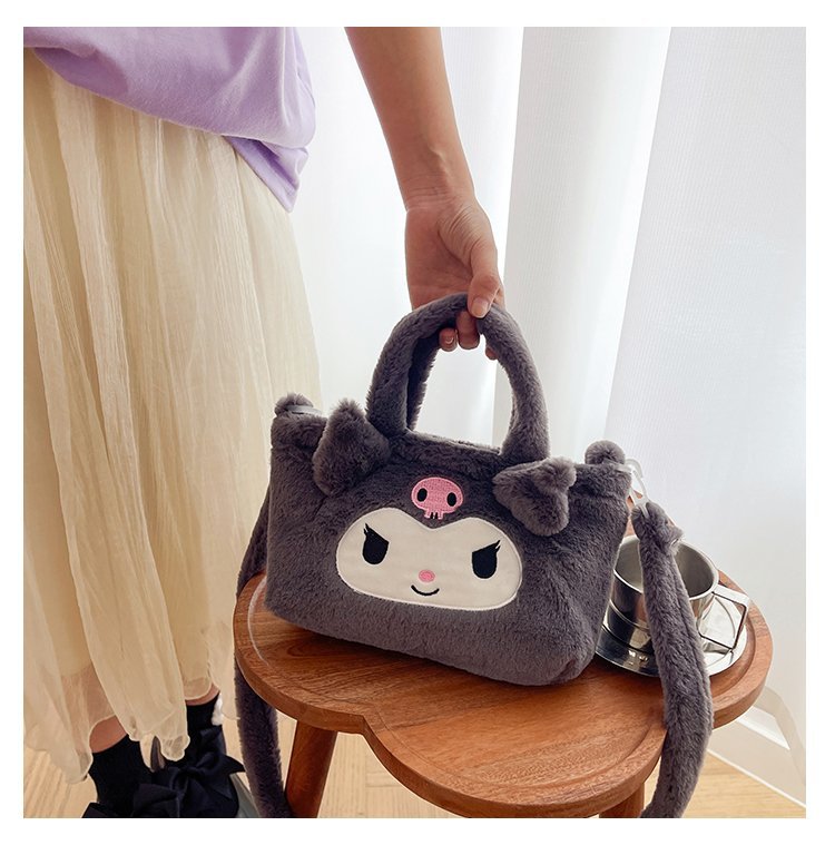 Plush bag, girl's cinnamon dog, Kuromi strawberry bear, girl's hand-held bento bag, girl's Kitty cat hand-held bag Specification drawing