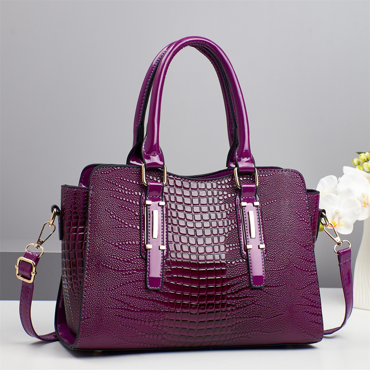 Crocodile pattern fashionable women's bag 2025 new high appearance level cross-border handbag, large capacity single-shoulder crossbody bag Specification drawing