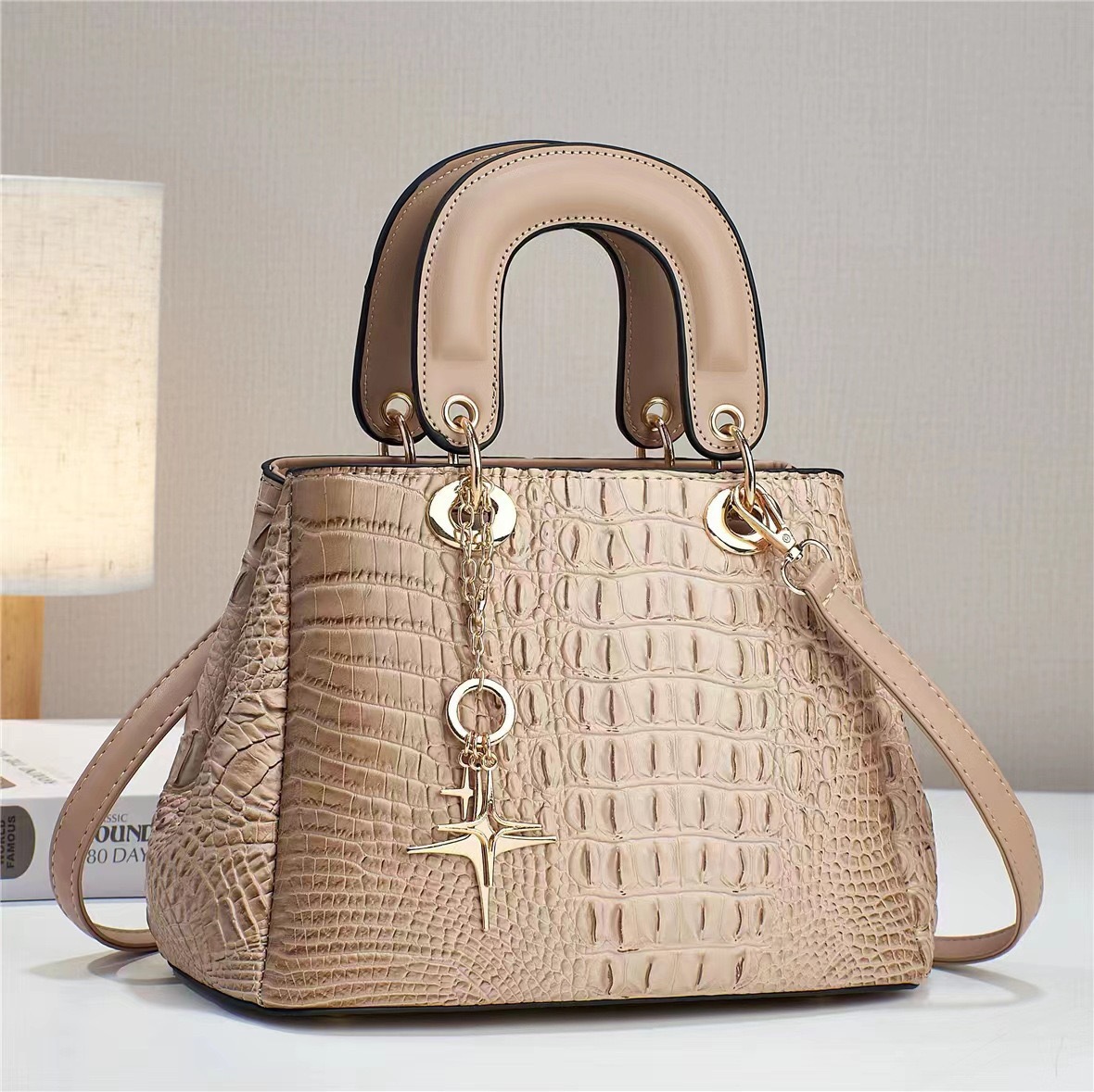 2024 New Mini Chanel-style crocodile pattern large-capacity, stylish, high-quality, single-shoulder crossbody, quality cross-border large bag full figure