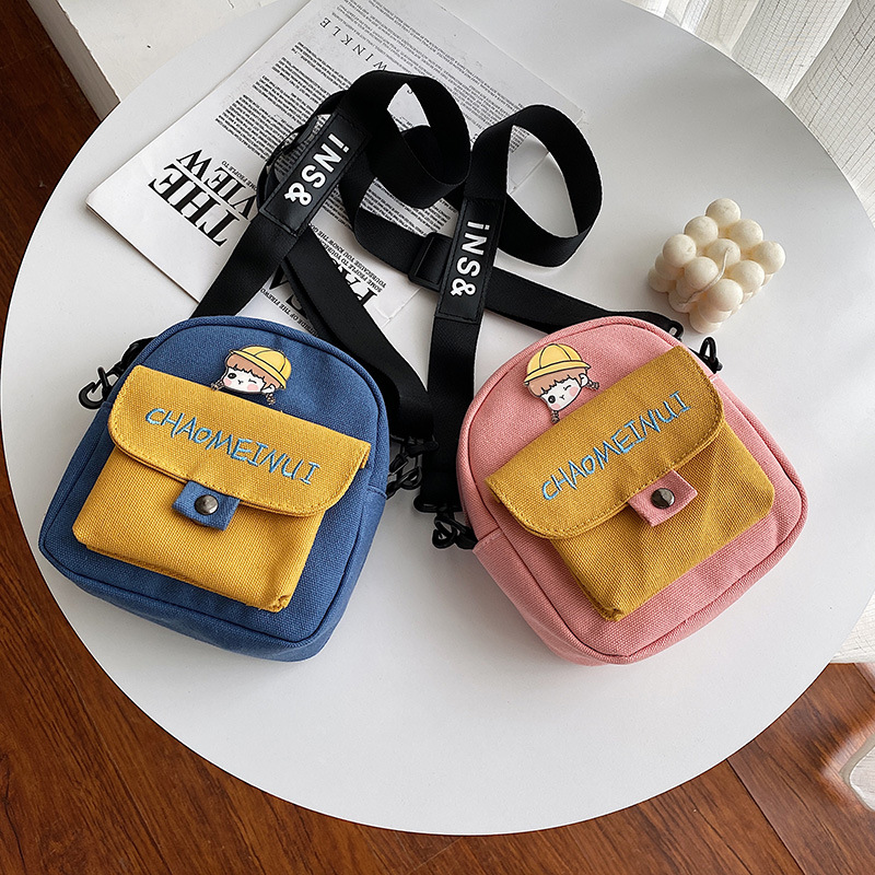 Fashion 2020 Summer new women's bag, single-shoulder crossbody, other zipper, canvas, stitching, cartoon and anime single full figure