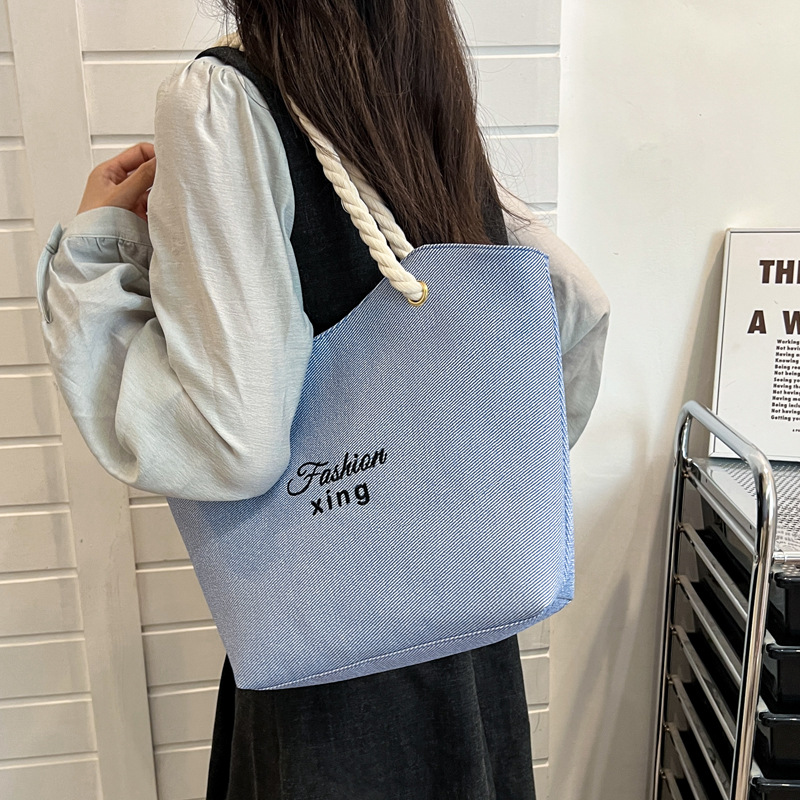 Fashionable straw woven letter tote bag 2025 summer new single-shoulder bag Casual ins forest-style beach bag women's bag Specification drawing