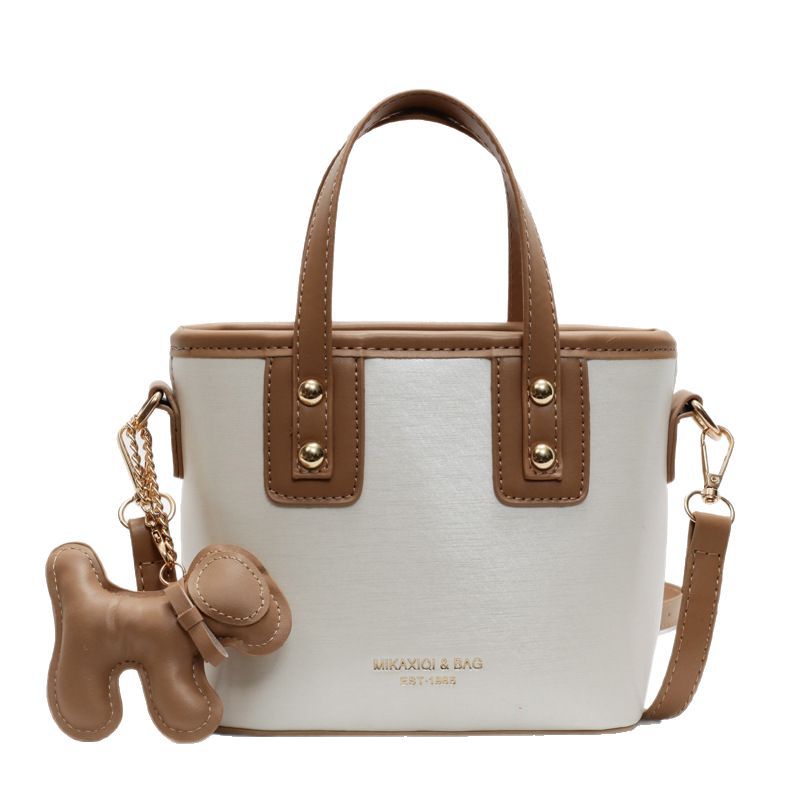 Stylish soft leather handbag for women, 2025 new style, high-end work and commuting bucket bag, casual single-shoulder crossbody bag Item Picture