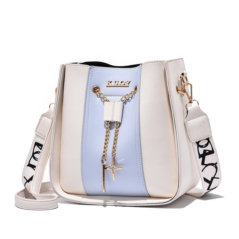 The 2022 new trendy and high-end women's bucket bag from Instagram is a color-blocking wide-band crossbody bag Item Picture