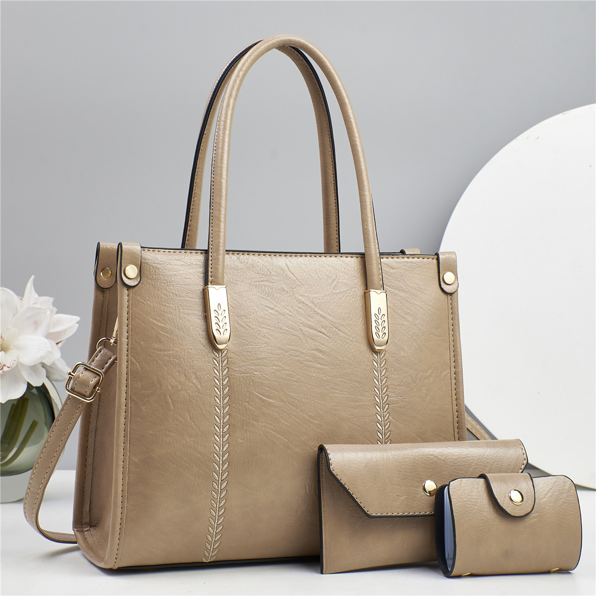 Three-piece set of mother-and-child bag, versatile crossbody bag, elegant ladies' bag, new 2025 fashionable handbag, single shoulder details Picture