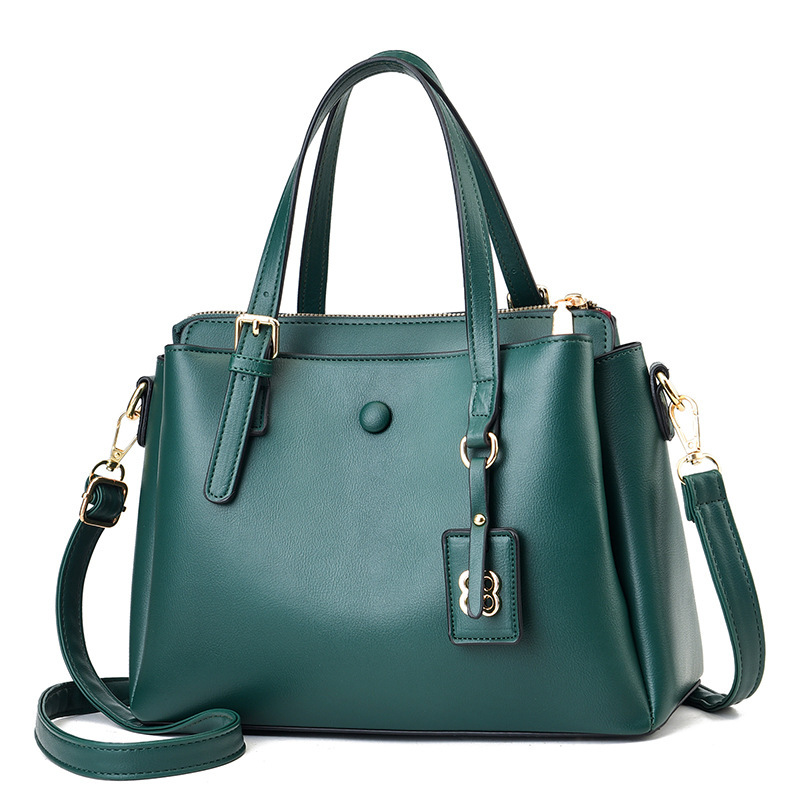 Large-capacity soft leather bag for women, 2022 new style women's bag, fashionable and versatile, single-shoulder bag, large bag, best-selling commuter handbag Application Scenario