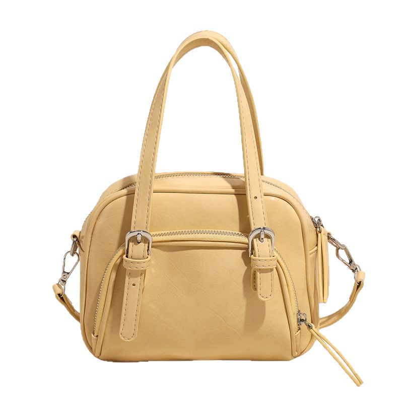 This is a new Spring/Summer 2025 fashionable, high-end, simple and light luxury handbag that is versatile for women and elegant for commuting. It is a single-shoulder crossbody bag Item Picture