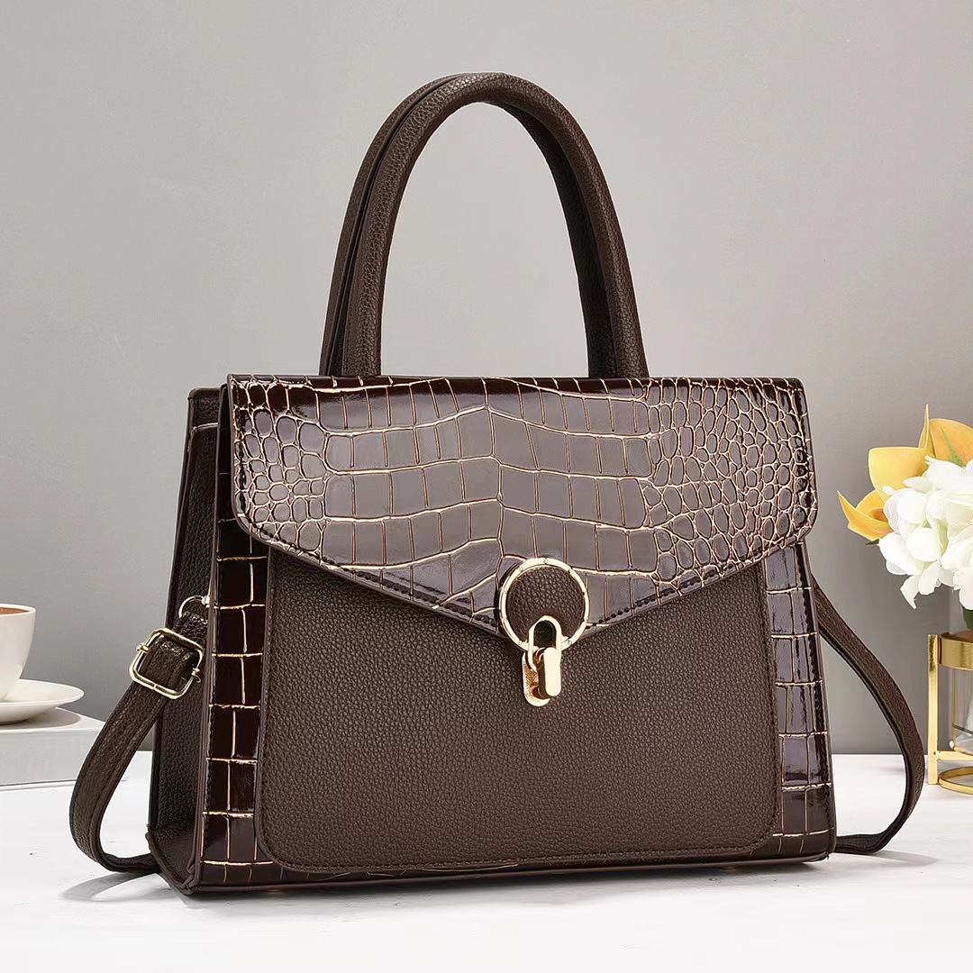 New women's handbag 2024, European and American fashion shiny leather crocodile pattern cross-border trendy single-shoulder crossbody bag wholesale full figure