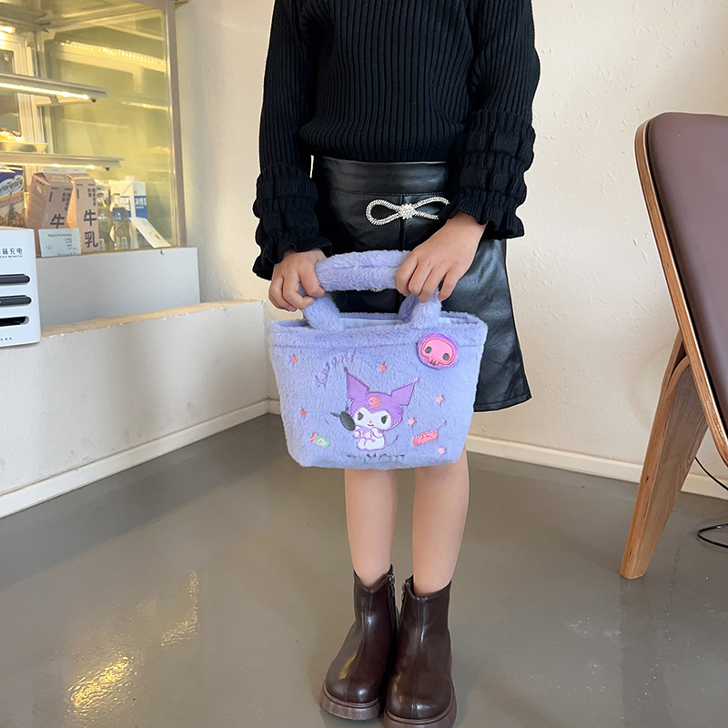 New cartoon color handbag, cinnamon dog, Kuromi Melody plush toy, wrist, wedding throw gift details Picture