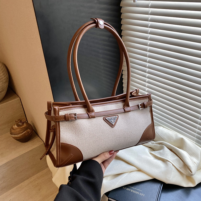 Korean-style simple single-shoulder underarm bag, fashionable and retro work commuting bag for women, new 2024 niche design bag details Picture
