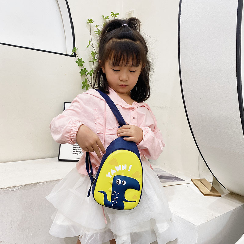 2023 New nylon dinosaur children's chest crossbody bag, cute and stylish, eggshell single-shoulder children's bag for kindergarten students Specification drawing