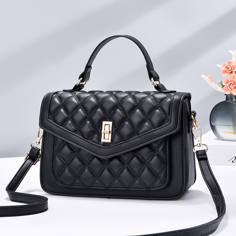 "2022 Fashionable single-shoulder crossbody bag, diamond-shaped hand-held small bag, Korean-style casual one-piece dropshipping. details Picture