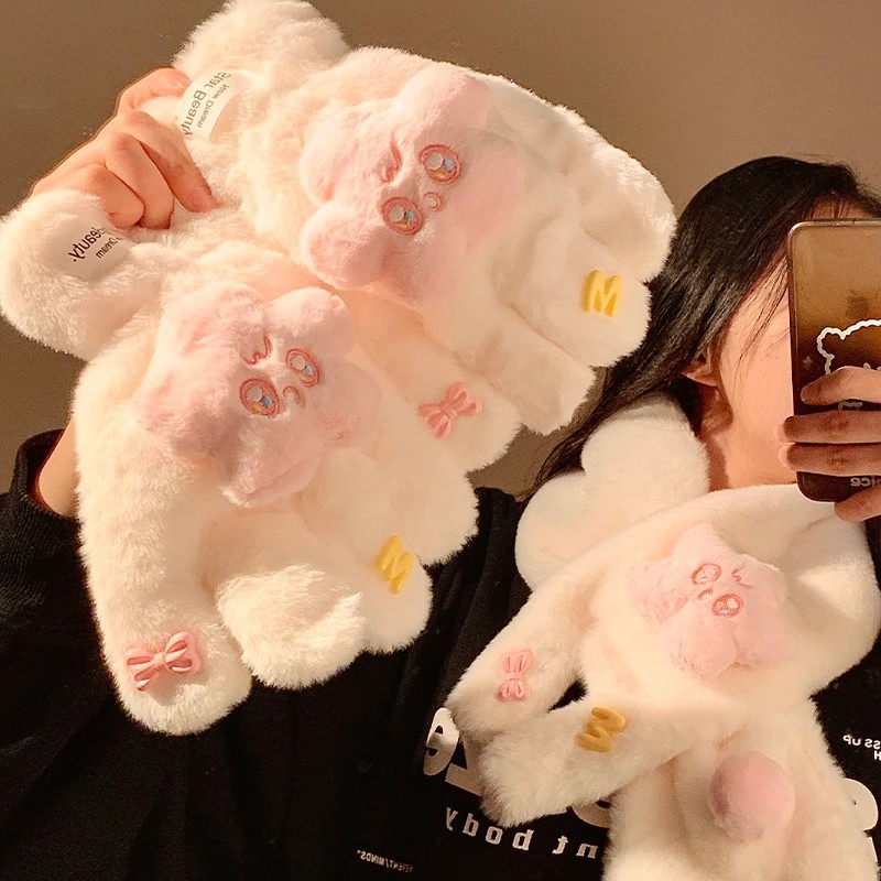 Cute star-shaped plush finger gloves for girls in winter, thickened with fleece for warmth and cold protection, and fluffy for students to ride full figure