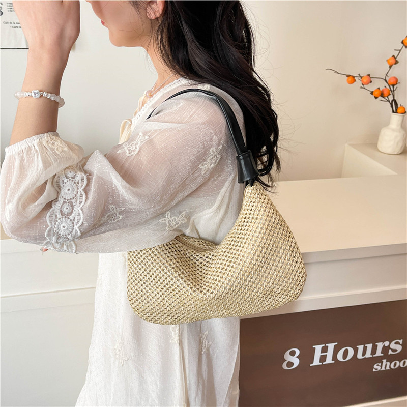 Large-capacity tote bag, a niche and trendy single-shoulder bag for women, a new stylish and simple underarm bag for women in summer 2025 details Picture