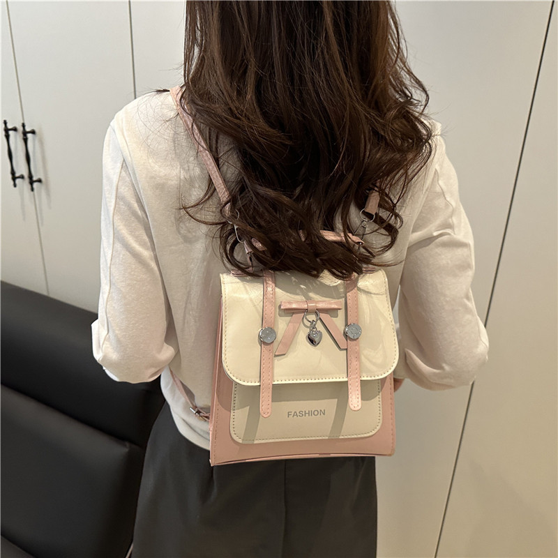 High-end, elegant and simple backpack 2025 new style, fashionable student, versatile for commuting, crossbody and hand-carry small square bag details Picture