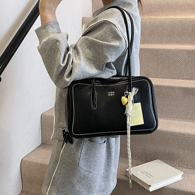 High-end quality large-capacity underarm bag for women 2025 new style, fashionable, versatile, stylish, light luxury, solid color simple single-shoulder bag Specification drawing