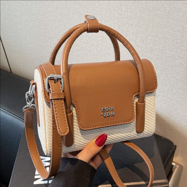 Cross-border fashion versatile small square handbag for women 2025 new retro patchwork niche design single-shoulder crossbody bag full figure