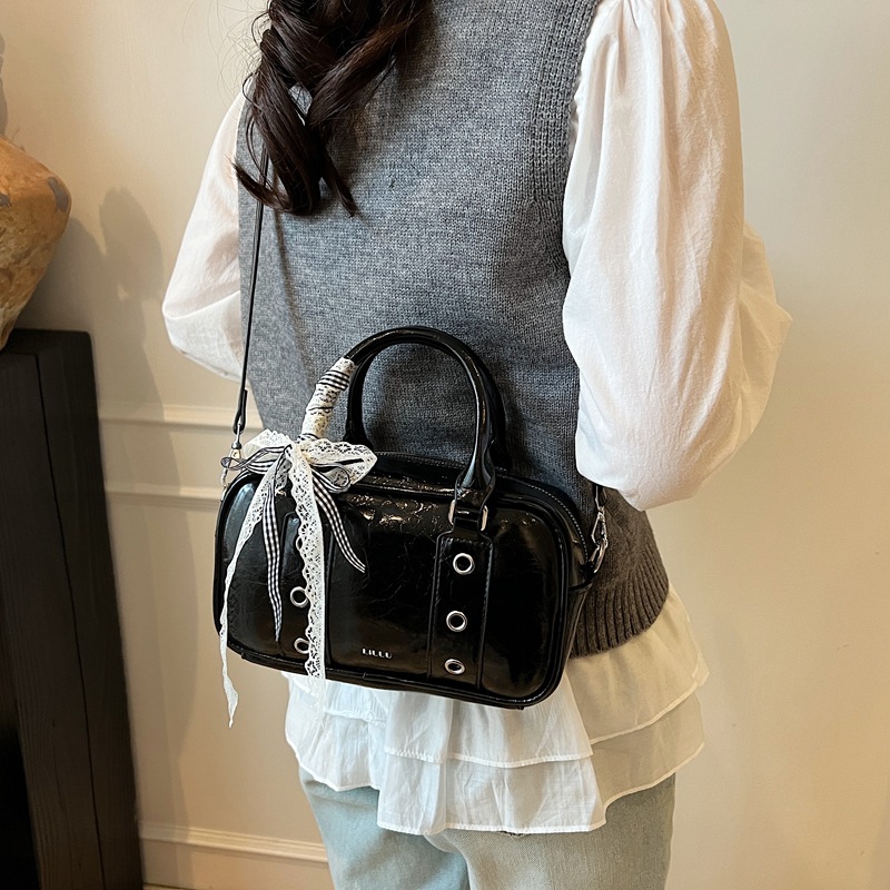 2025 New cross-border handbag, women's casual and simple soft leather bowling bag, high-end single-shoulder crossbody bag details Picture
