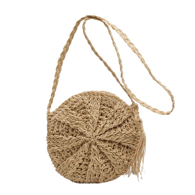 2025 New style simple round fringed crossbody straw woven bag for women, hand-woven summer beach vacation single-shoulder bag Item Picture