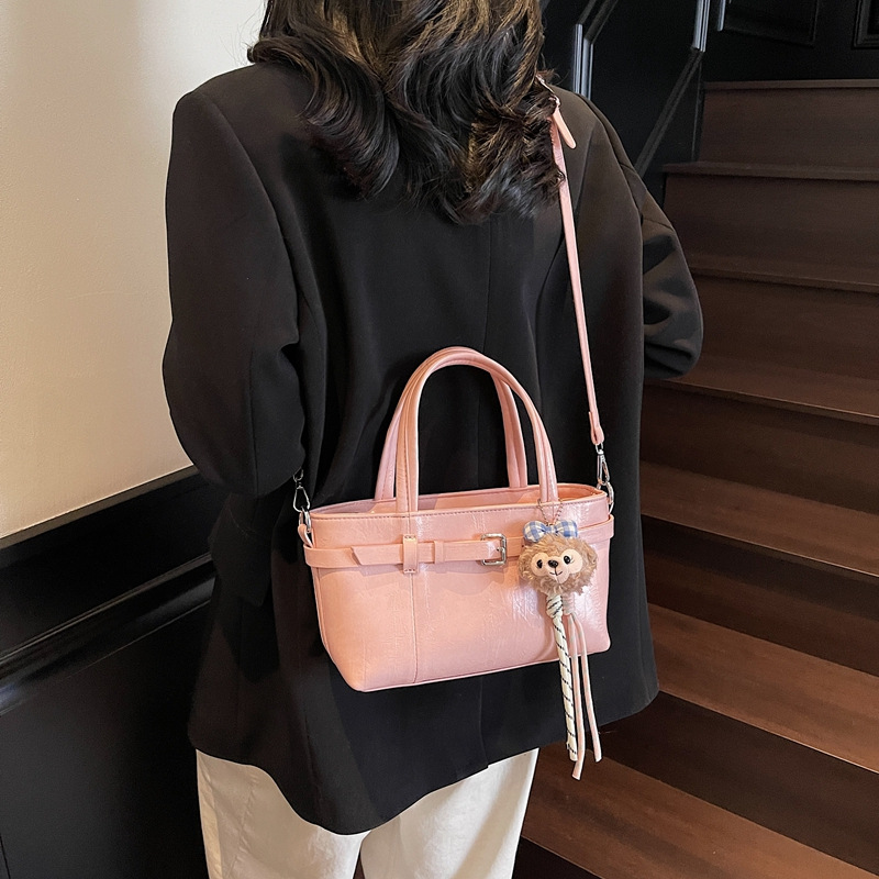 2025 New Korean-style fashion belt large-capacity handbag, versatile for women, high-end texture casual single-shoulder crossbody bag Specification drawing