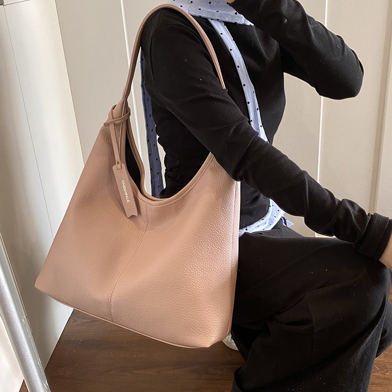 High-end retro lychee pattern large-capacity bucket bag for women 2025 new style, trendy, versatile and simple single-shoulder armpit bag Specification drawing