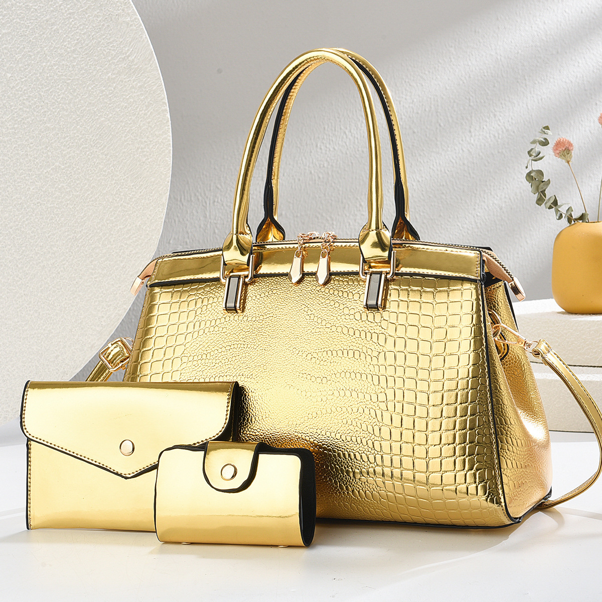 Bright leather handbag 2025, large-capacity women's new versatile zipper tote bun mother bag full figure