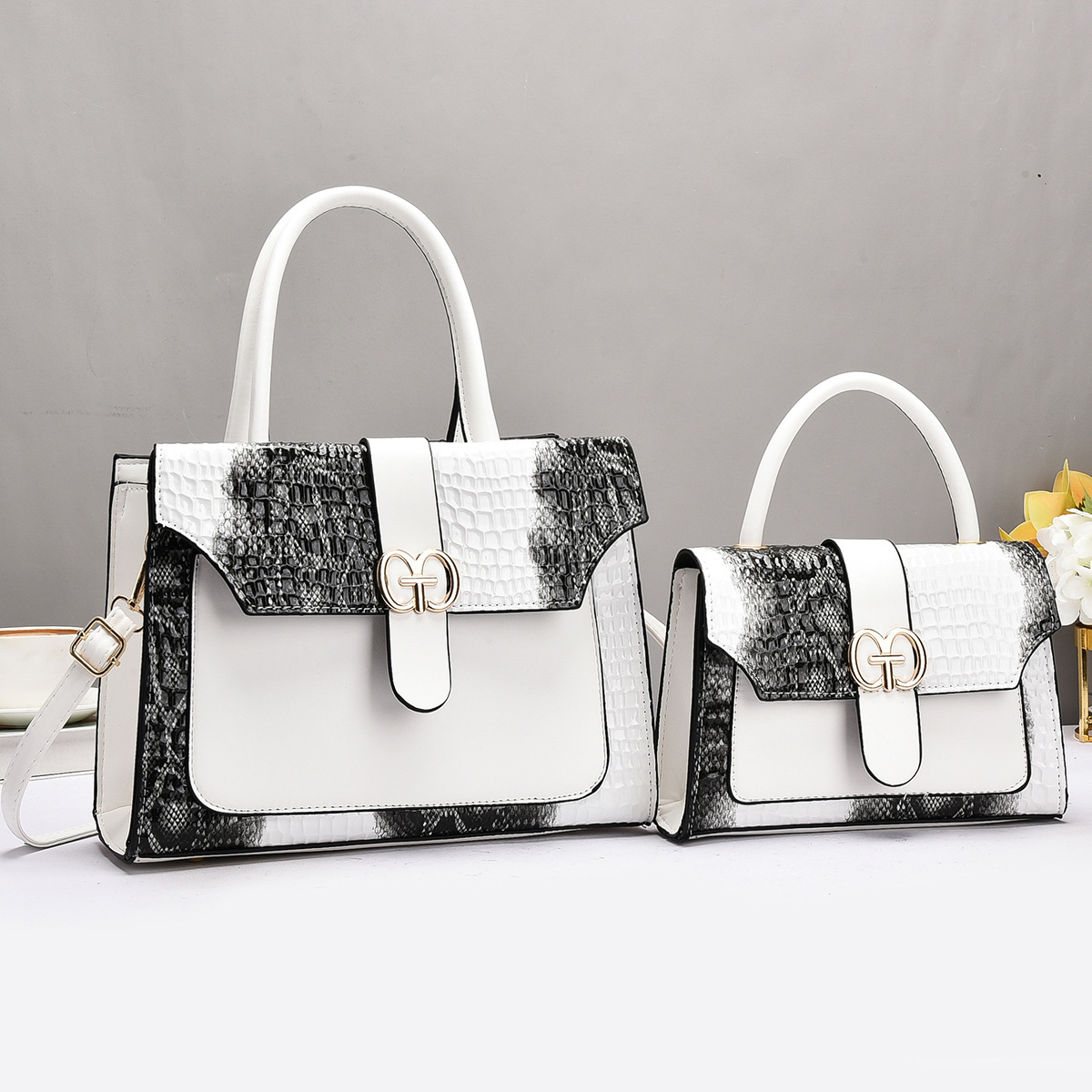 Fashion Set 2025 New Crocodile Pattern Women's Bag Two-piece set, large capacity multi-purpose summer crossbody bag, single-shoulder bag Application Scenario