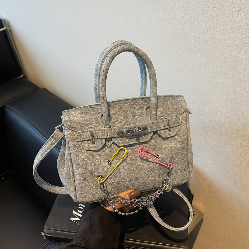 High-end large-capacity bag for women, 2025 new trendy and versatile crossbody bag, popular casual platinum handbag Specification drawing