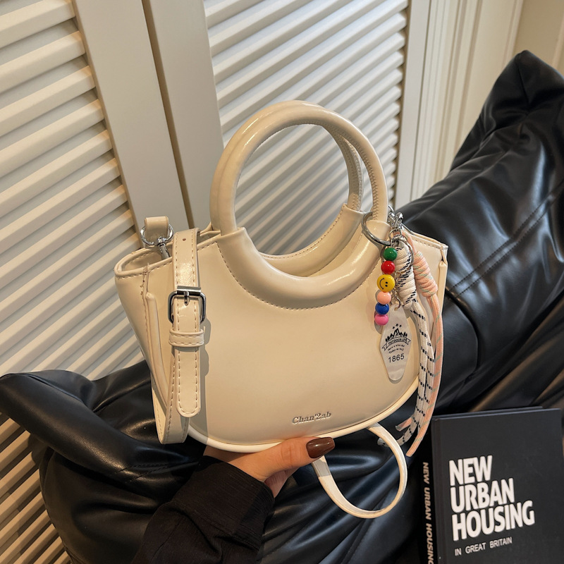 High-appeartion-level casual and simple bag for women, 2025 new trendy and versatile crossbody bag, fashionable hand-carry commuting bucket bag details Picture