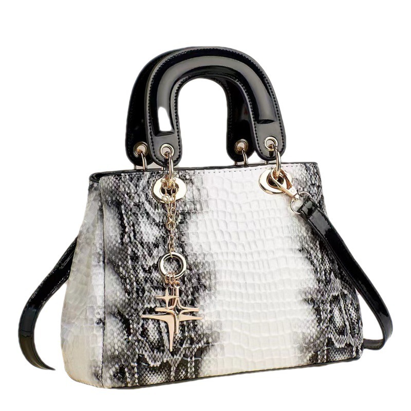 Cross-border Princess Diana bag for women, new Spring and summer fashion and niche, crocodile print single-shoulder crossbody bag, versatile handbag Item Picture