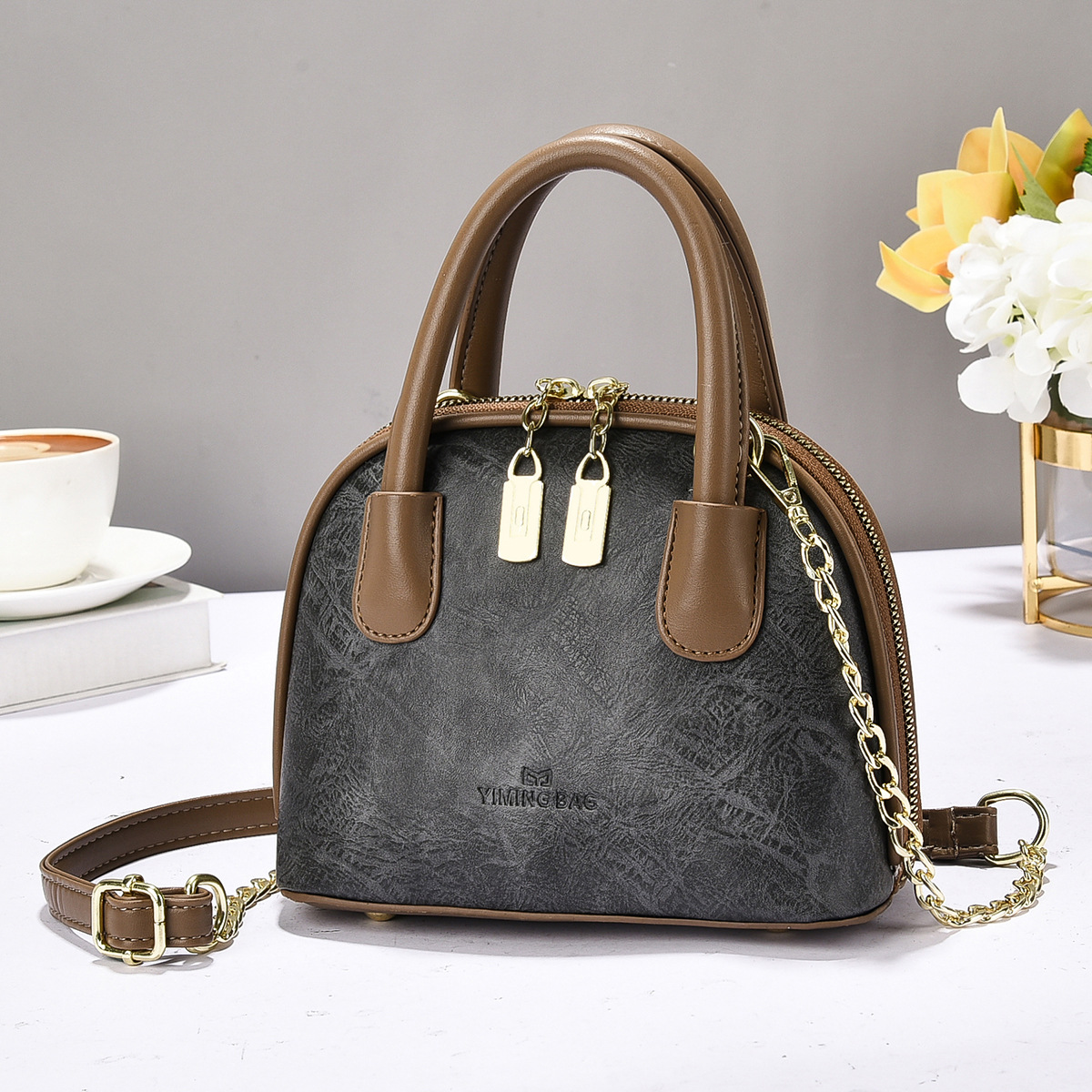 One-piece consignment hand-held small bag for women, 2025 new trendy retro pillow bag, versatile and multi-functional single-shoulder crossbody bag Specification drawing