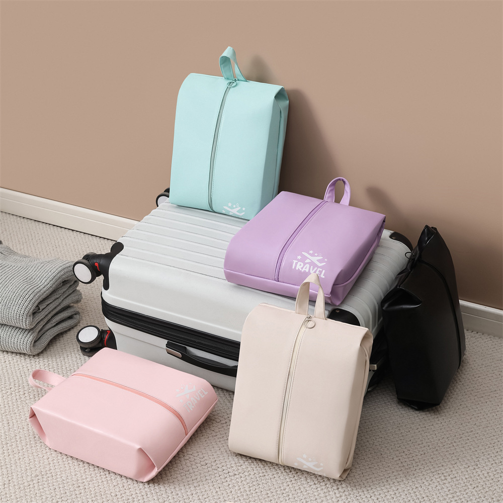 Travel multi-functional shoes and bags PU hand-held storage bag, large-capacity dry-wet separation storage bag, portable dust-proof shoes and bags full figure